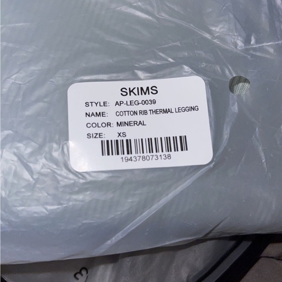 SKIMS COTTON RIB LEGGINGS - Picture 3 of 3